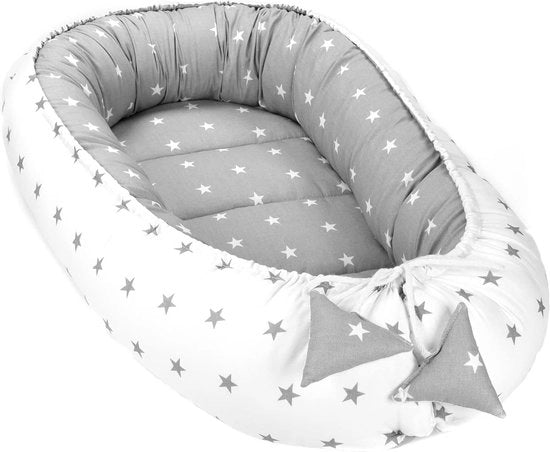 Nido per Bambini Cocoon Nuovo, 90 x 50 cm - Nido Manuale, Cuscino per Culla, Realizzato in Cotone, Stelle Grigio/Bianco