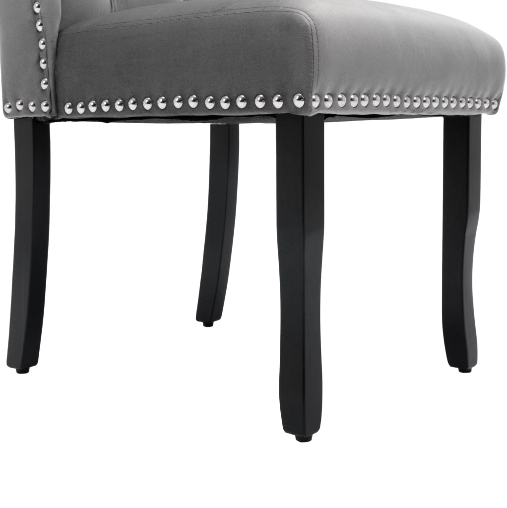 Sedie da pranzo moderne in velluto grigio; set 2 pezzi; gambe in rovere; schienale curvo