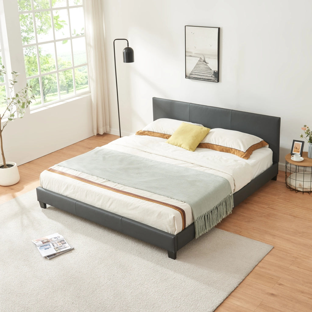 Letto Matrimoniale King Size Albacete con Testiera Alta e Materasso 180x200 cm Similpelle Grigio Scuro Corium