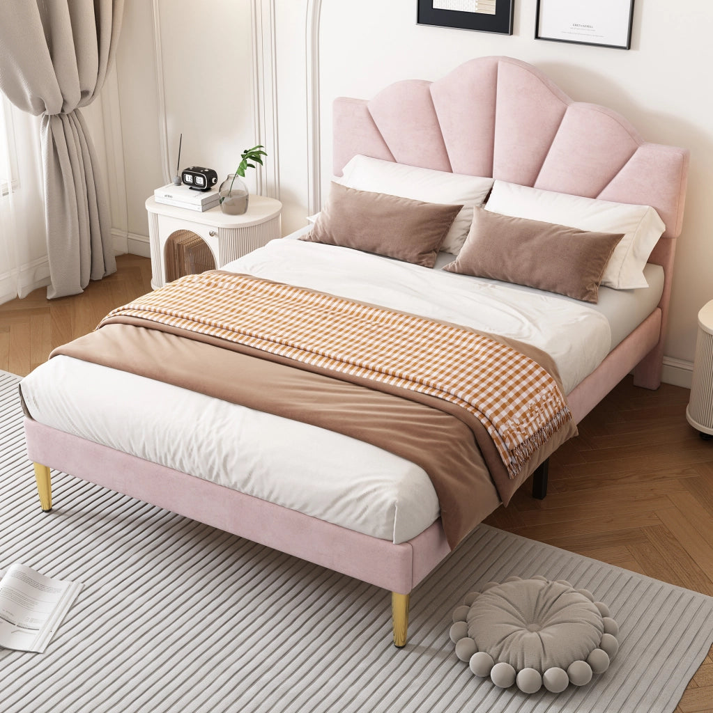 Letto imbottito 140x190 cm; testiera a conchiglia; velluto rosa (Senza materasso)