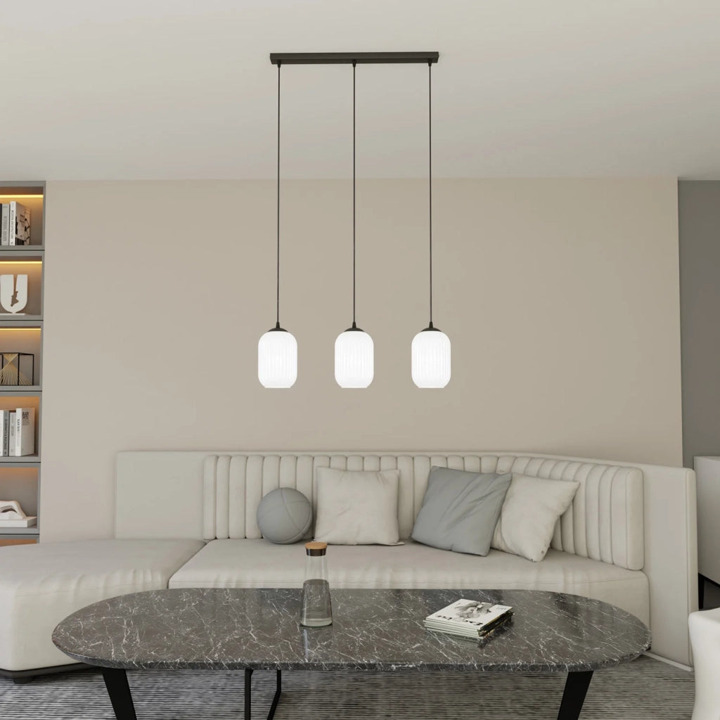Lampadario 3 Luci Selene In Acciaio Nero E Vetri Plissettati Color Opale
