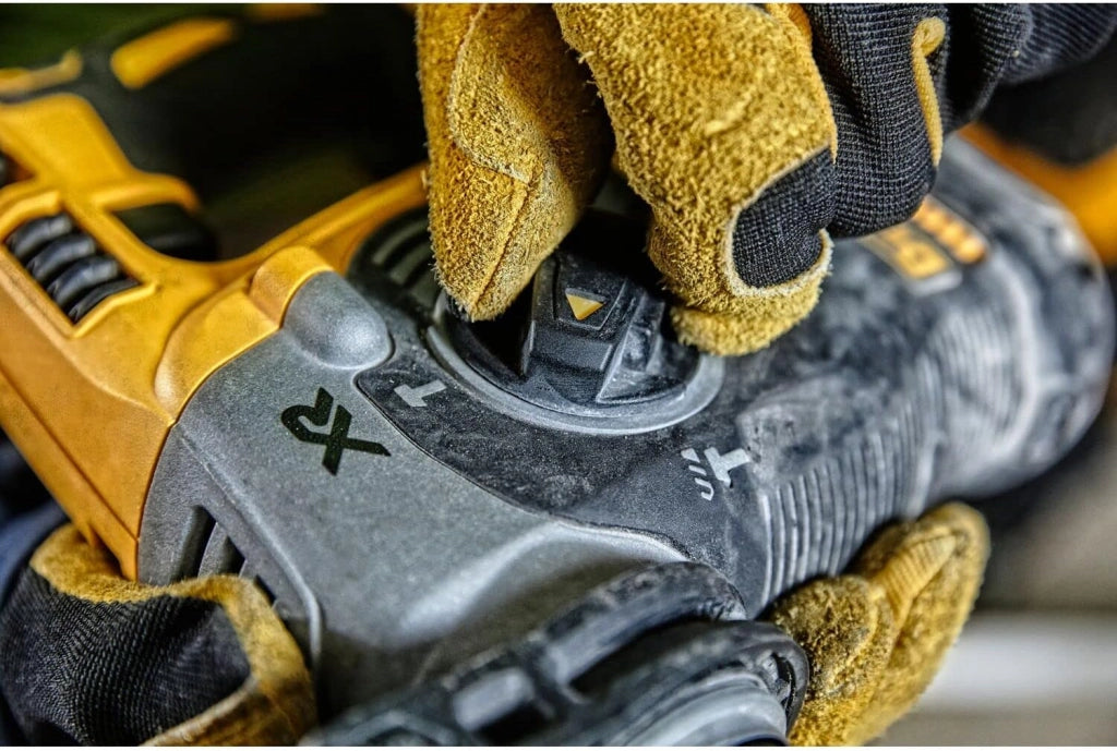 MARTILLO PERFORADOR Y CINCELADOR SDS AKU 18V DCH274N-XJ DEWALT