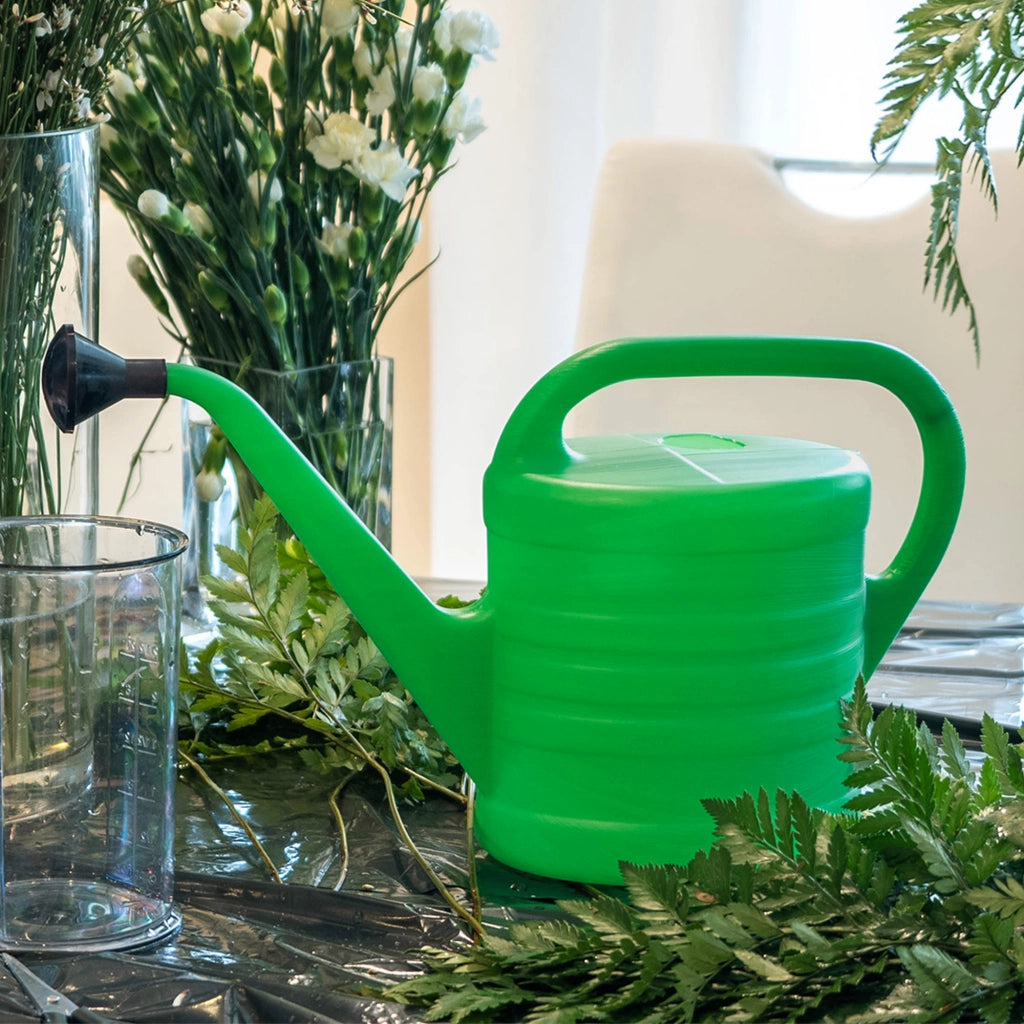 Annaffiatoio KADAX da 2,5 litri per innaffiare fiori e piante da giardino, in plastica.
