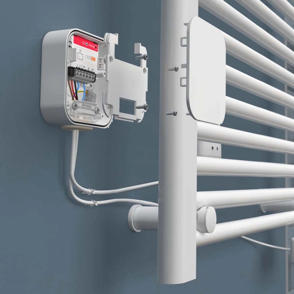 Box per il montaggio a superficie impermeabile IPX4 compatibile con i moduli NodOn Bianco NODON