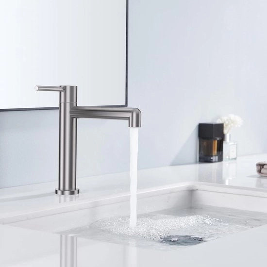 Fontana da acqua fredda per la vasca da bagno - acqua fredda - lavabo - rubinetti - armature - toilette per ospiti - finitura argento