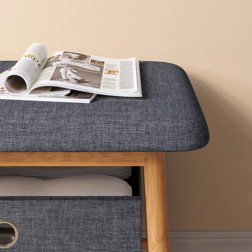 Panca da Scarpe Vad con Seduta Imbottita e 2 Contenitori in Tessuto 90 x 30 x 45 cm - Bambù Naturale / Grigio