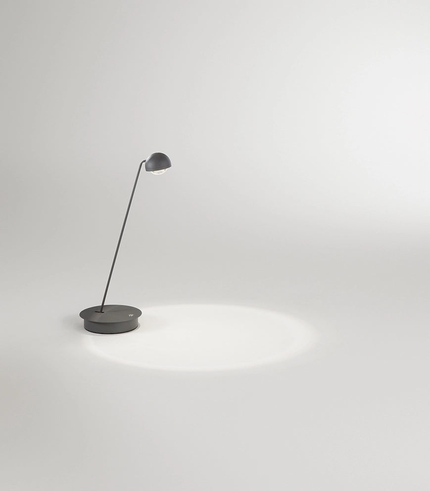 Lumetto da tavolo orientabile LED 7W 3000K-6000K in metallo color antracite opaco con dimmer touch integrato altezza 47 cm - Perenz