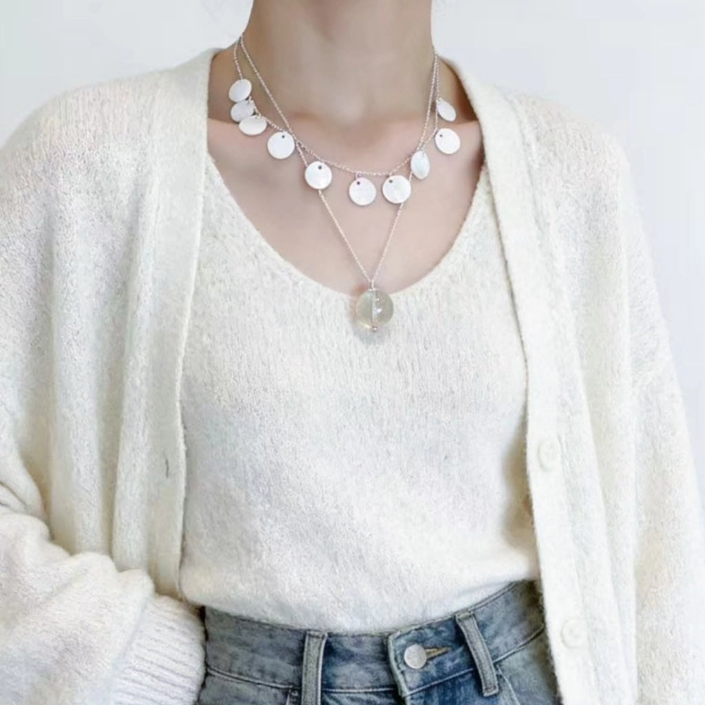 Collana di perline rotonde a forma di conchiglia dal design ricercato, collana con cristalli a goccia