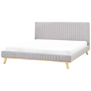 Letto matrimoniale in ciniglia grigio chiaro 180 x 200 cm struttura imbottita testiera trapuntata a canale