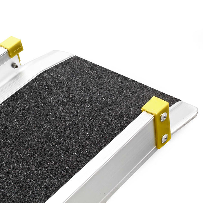 2x rampe telescopiche in alluminio Max 270 kg con rivestimento antiscivolo e bordi alti ai lati