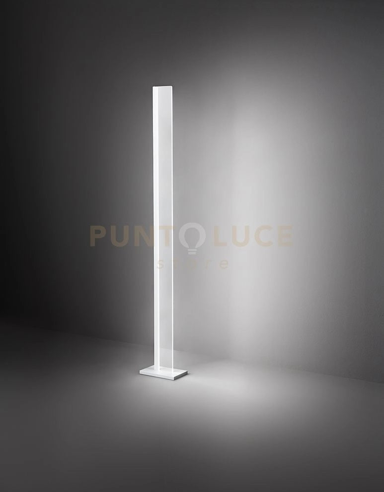 Piantana in metallo colore bianco Tape dimmerabile LED 34W CCT 3000K 4000K 6000K 2720Lm biemissione