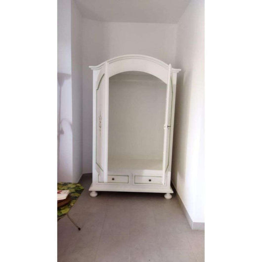 Armadio a cappello todo 2 ante 2 cassetti e appendiabiti con bastone in legno in bianco lucido con decorato 125x61x200 H