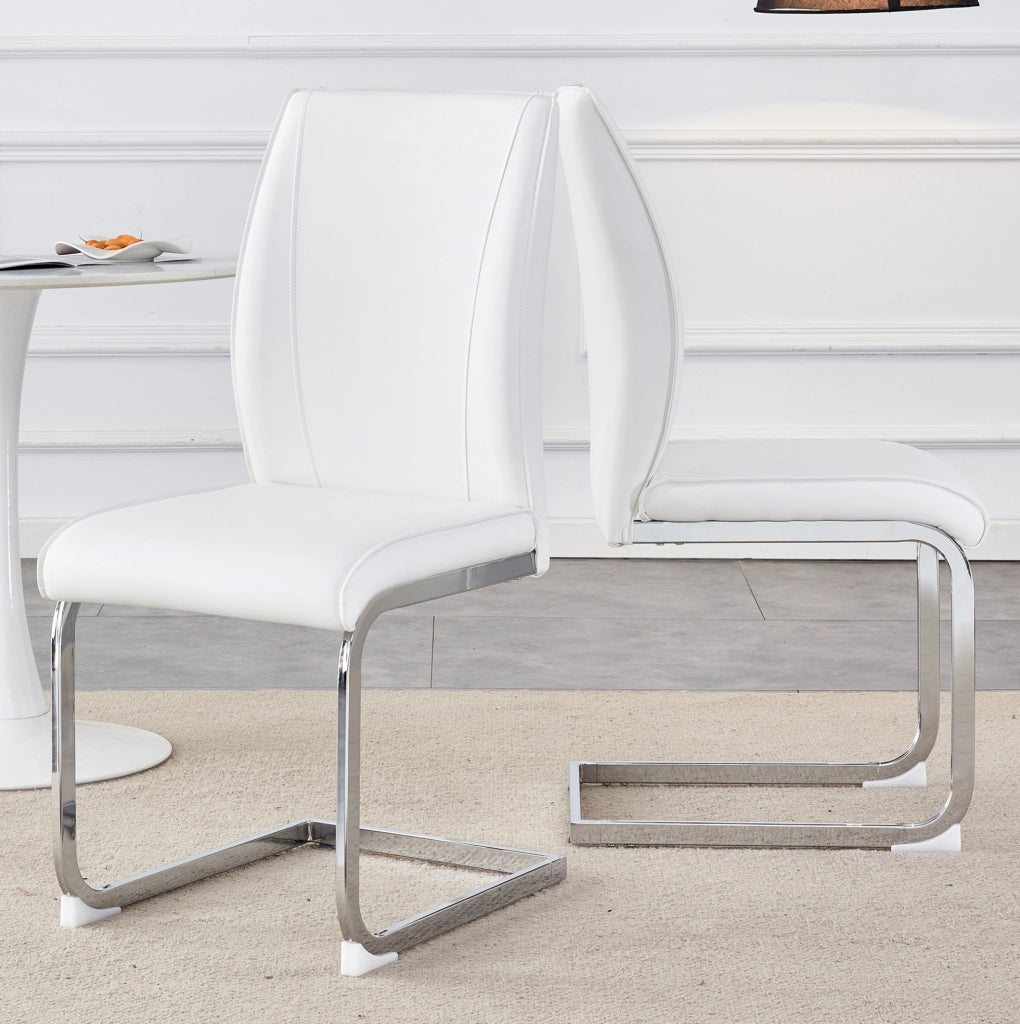 Sedia da pranzo in PU bianco e metallo argento; seduta 43 × 44;5 × 5 cm