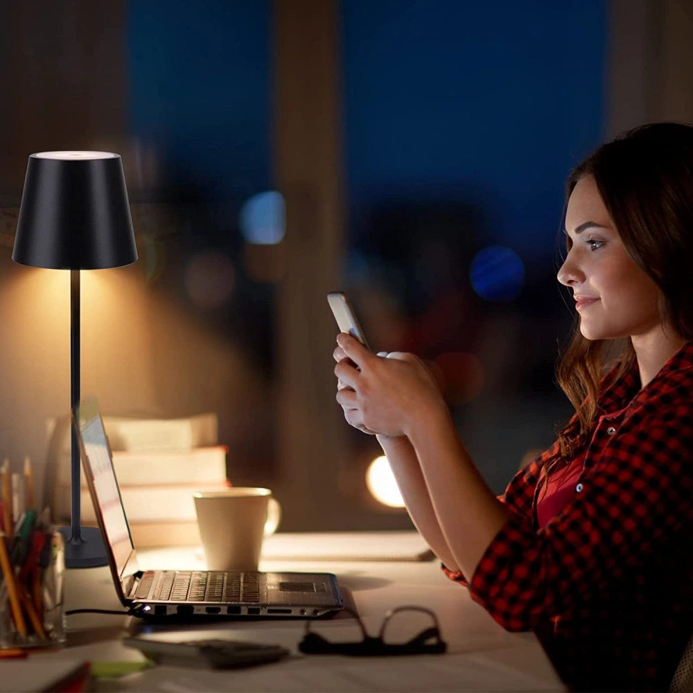 Trade Shop - Lampada Da Tavolo A Led Con Batteria Ricaricabile Touch Dimmerabile 3 Colori Bar -