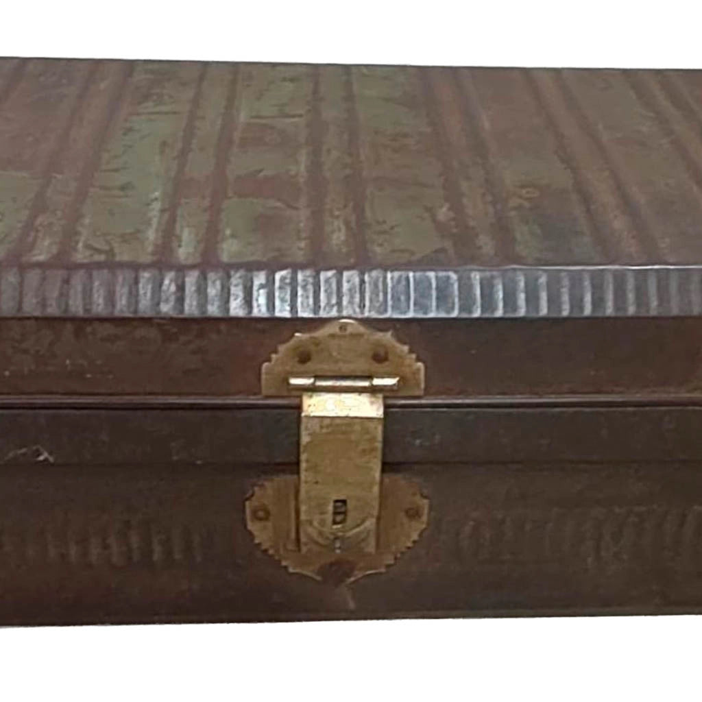 Valigia artigianale in metallo, 67x37x25h cm
