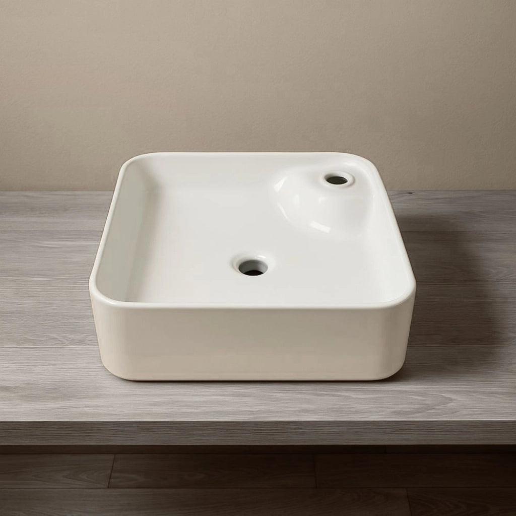 Lavabo quadrato in ceramica bianca da appoggio elegante e funzionale