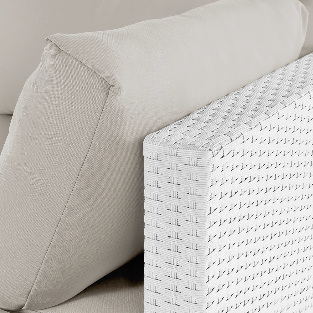 Set di divani da giardino in 2 pezzi bianco con cuscini beige Tavolino da caffè angolare a 5 posti