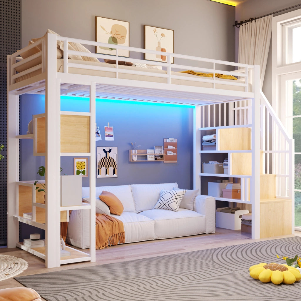 Letto a soppalco 90x200 cm con spazio libero sottostante; LED; ripiano; gradini integrati e parapetto; metallo bianco