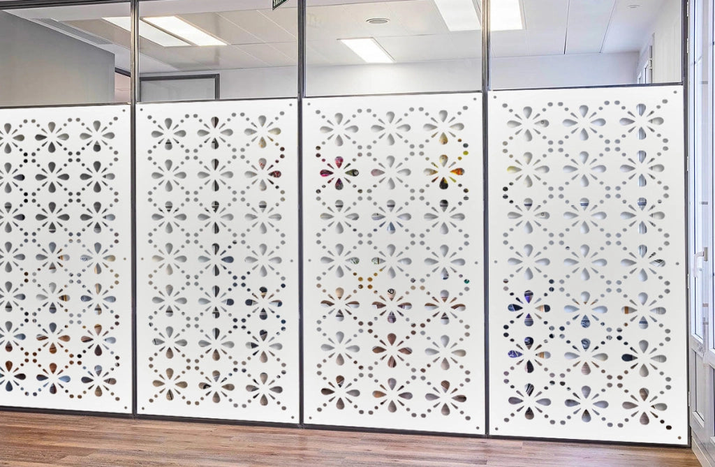 BLEE - Pannello in PVC traforato - Parasole Misura: 47x94 cm, Colore: bianco