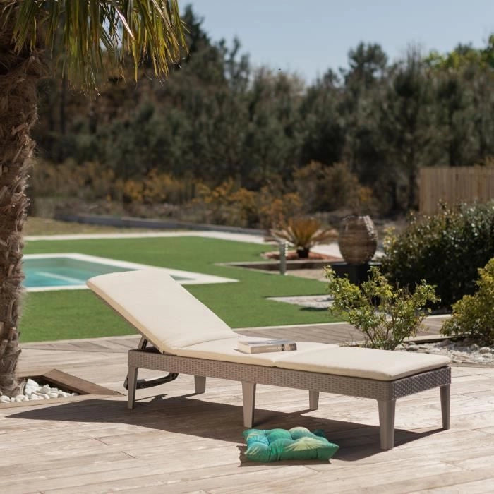 ALLIBERT by KETER - Lettino prendisole Jaipur a 4 posizioni con cuscino - imitazione rattan - colore cappuccino.