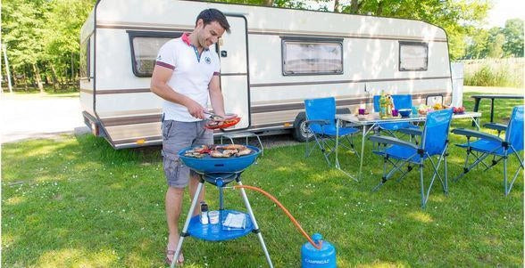 Campingaz 2000025698 Party Grill 600 R Barbecue da Campeggio a Gas 4000 W Piastra Antiaderente Accensione Piezoelettrica colore Nero