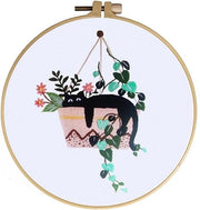 Pacchetto di cucito Gatto nero per adulti Principianti Starter Pacchetto di cucito a croce con disegno di gatto nero fiori Tessuto di cucito impresso Bobine Filo Aghi Pacchetto di cucito facile da fare per adulti, Gatto nero