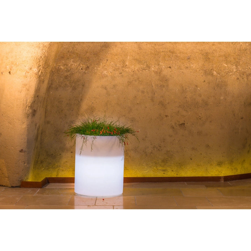 Vaso luminoso moderno di design Ø40 H50 in polimero resistente con LED multicolor con bateria e solare per interno ed esterno - Made in Italy