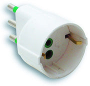 Fanton ADATTATORE SEMPLICE 2P+T spina 16A/ presa schuko 5.00 pz