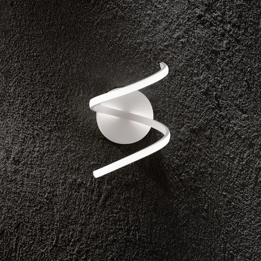 Applique Moderna Nest Metallo Bianco Led 18W Dimmerabile Ip20
