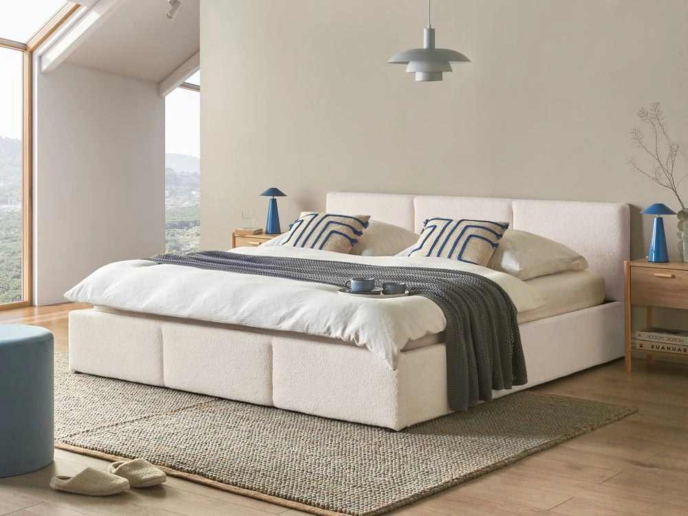 Letto matrimoniale in tessuto bouclè bianco sporco con contenitore 180 x 200 cm Testiera Rivestita Funzione Contenitore