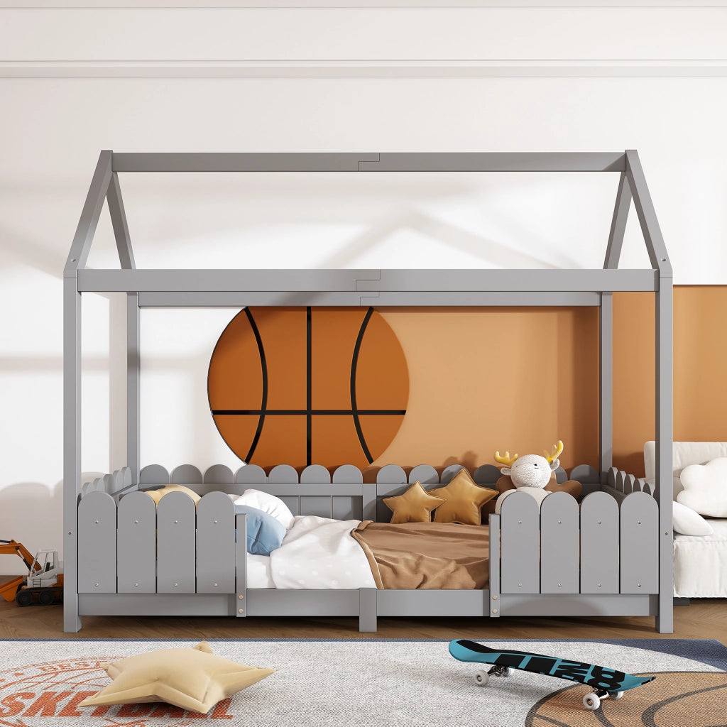 Letto a casetta 90x200 cm in legno grigio con sponde di sicurezza e rete a doghe