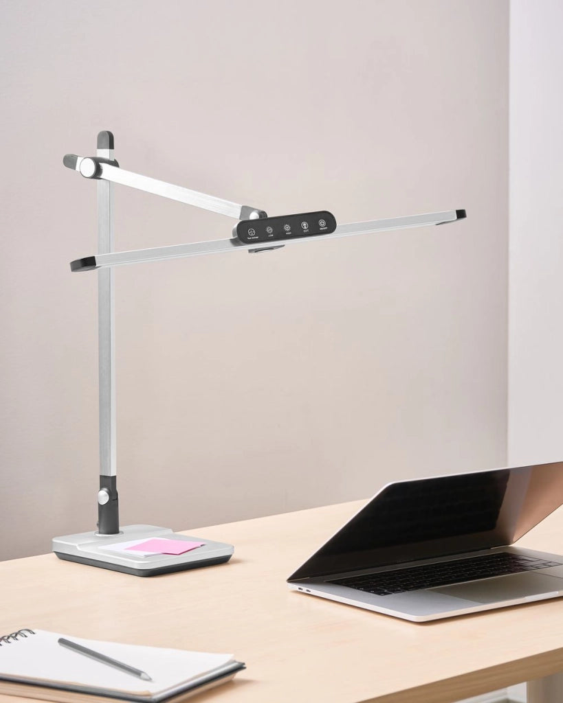 Lampada da scrivania professionale per ufficio argento illuminazione da tavolo per lettura e computer braccio regolabile dimmer continuo