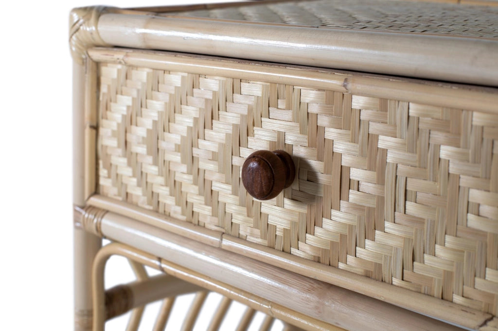 Comodino in rattan naturale