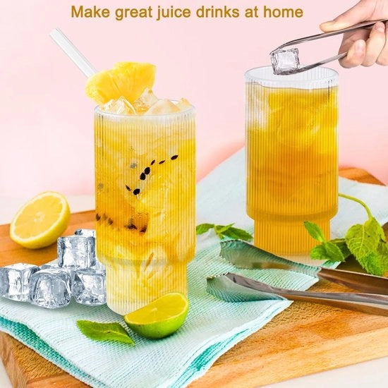 Calici da cocktail con coperchio e bastoncino di legno