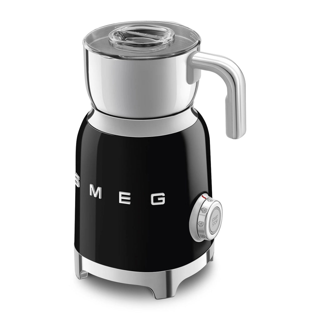 Smeg, montalatte multifunzione mff11bleu, con sistema ad induzione, 6 programmi preimpostati, una funzione manuale, caraffa removibile da 600 ml, tappo misuratore, avvolgicavo integrato, 500w, nero