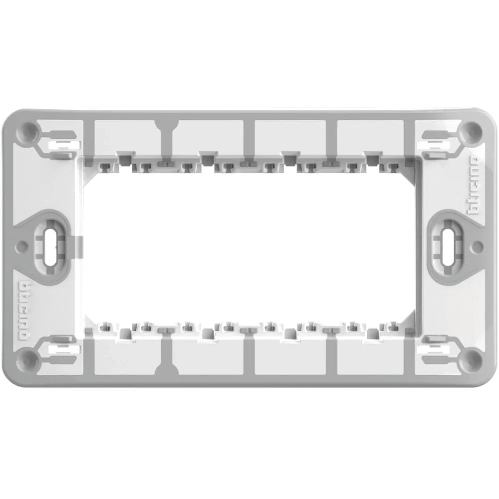 Supporto Bticino MatixGO 4 moduli fissaggio viti J4704