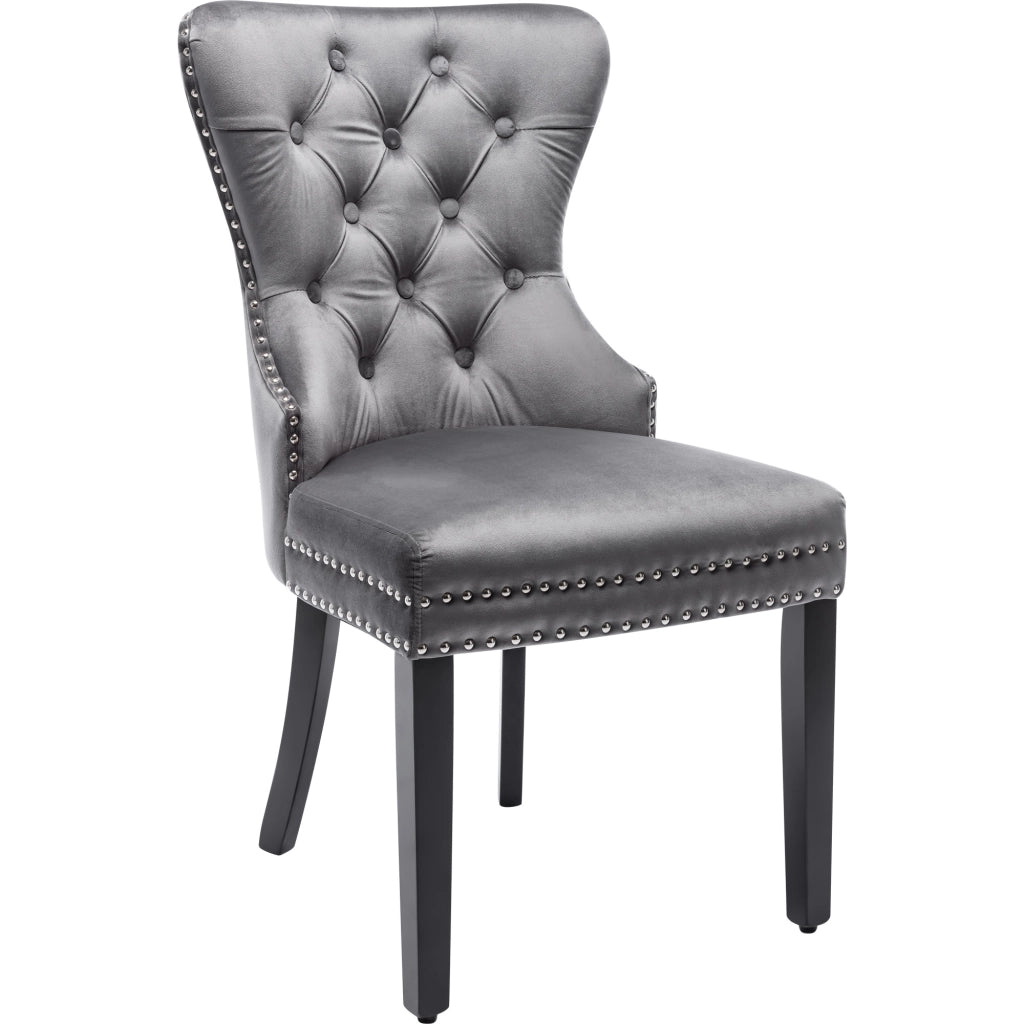 Set di 2 sedie da pranzo con schienale incurvato; borchie decorative e anello cromato in velluto grigio