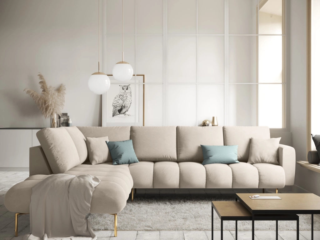 Cosmopolitan Design - Divano angolare sinistro "Hastings" 5 posti in velluto beige 