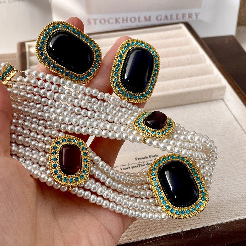 Orecchini pendenti vintage in stile western retr¨° con pietre preziose e collana multistrato di perle