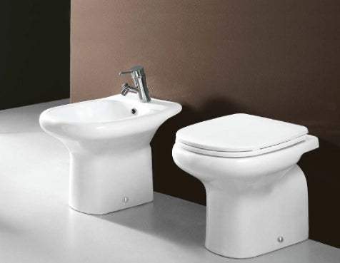 Sanitari scarico a pavimento Orient Rak Ceramics: WC, Bidet, Copriwater Bianco