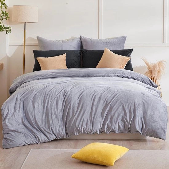 Set di coperte da letto 3 pezzi, 200 x 200 cm, 80 x 80 cm, 2 pezzi, 1 coperta da letto + 1 copripillastri, con tessuto a pelo di coniglio, microfibra fleece, 2 pezzi, 80 x 80 cm, con piuma di cigno, 200 x 200 cm, 3 pezzi.