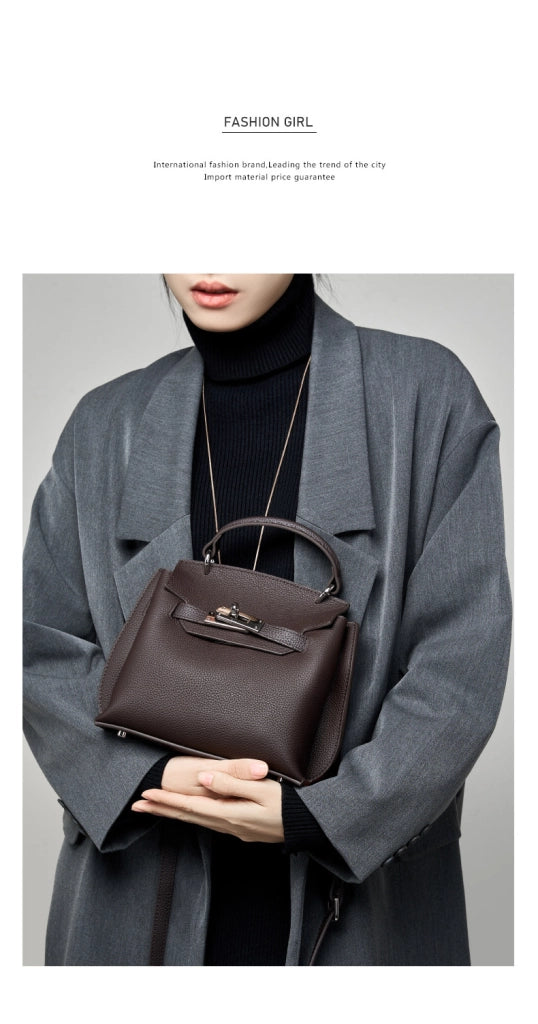 Borsa a tracolla Lindy in vera pelle, piccola, marrone