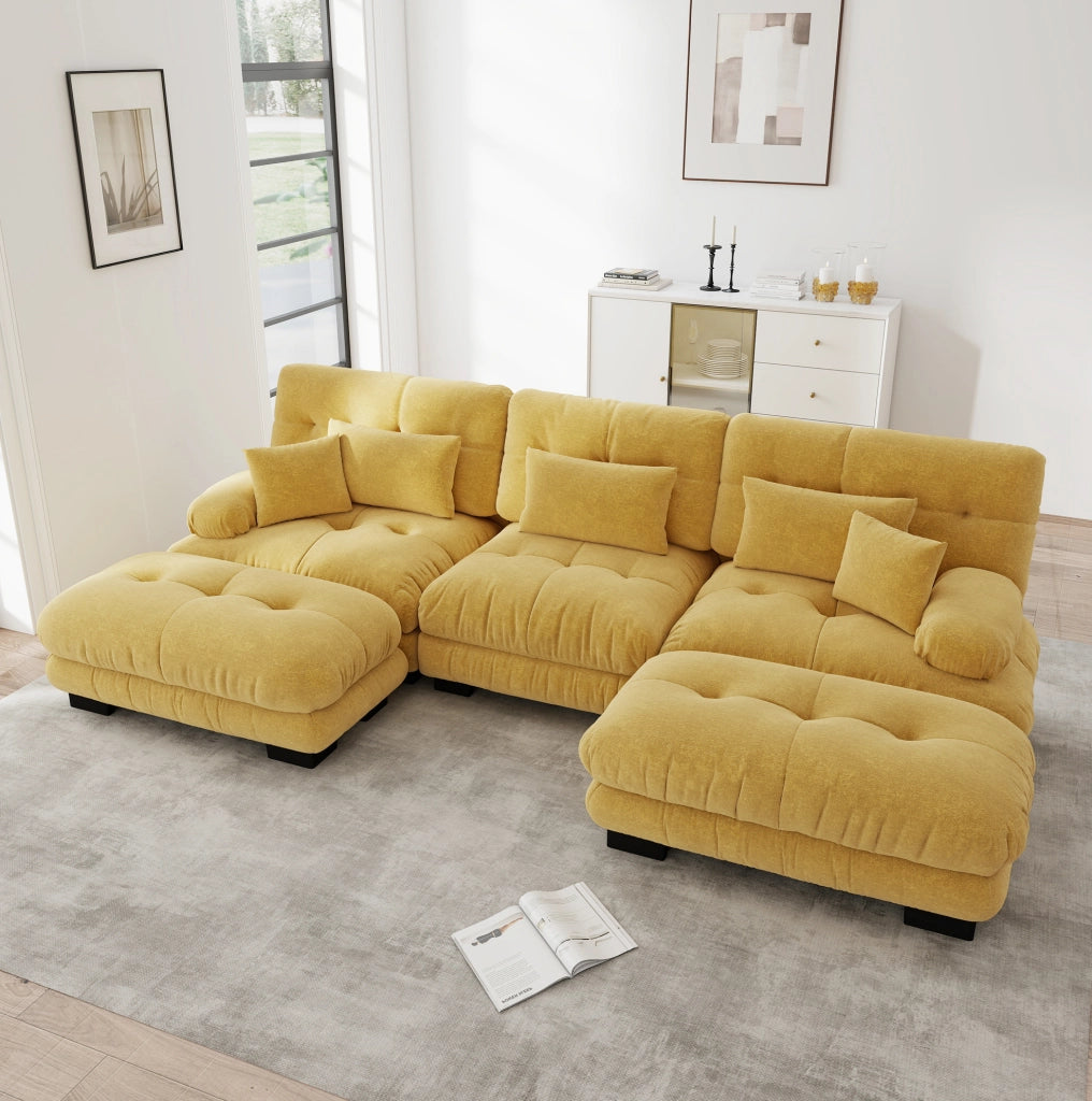 Divano modulare angolare a U in ciniglia gialla con pouf mobili