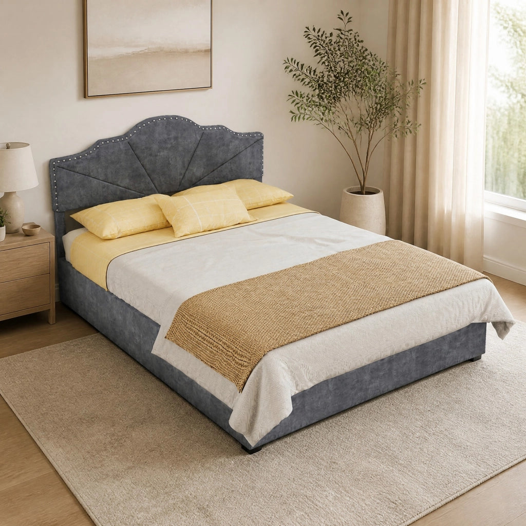 Letto imbottito 140x200 cm con rete a doghe; tessuto grigio e struttura in metallo