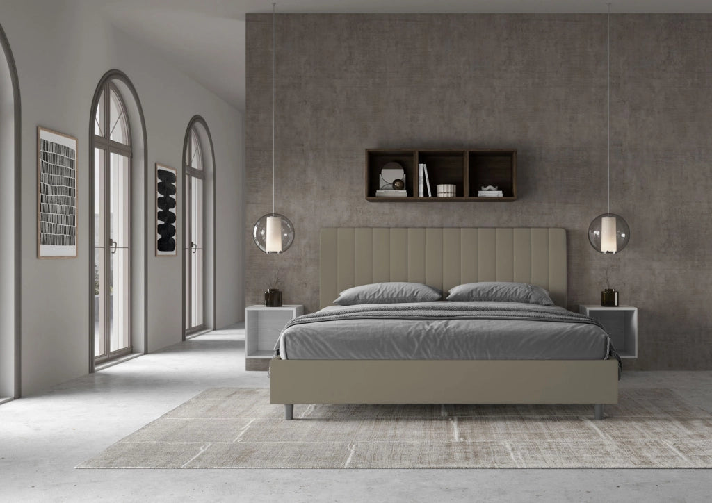 Letto Matrimoniale King Size 180x200 cm con Rete Imbottito in Similpelle Agueda Cappuccino