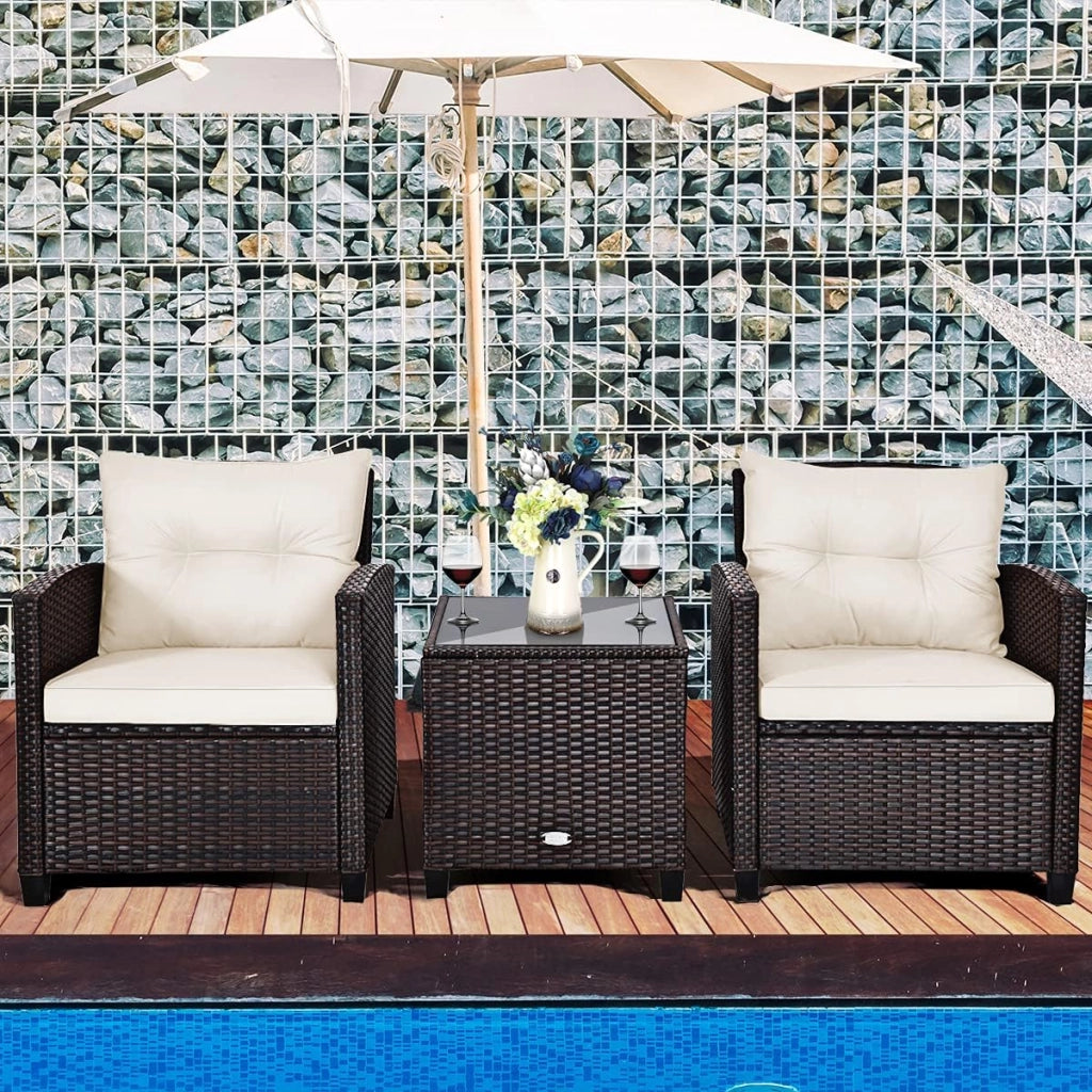 Set di 3 Pezzi di Mobili da Giardino, 1 Tavolo con Piano in Vetro Temprato e 2 Poltrone da Salotto, 4 Cuscini Rimovibili, per Giardino Piscina e Prato (Bianco)