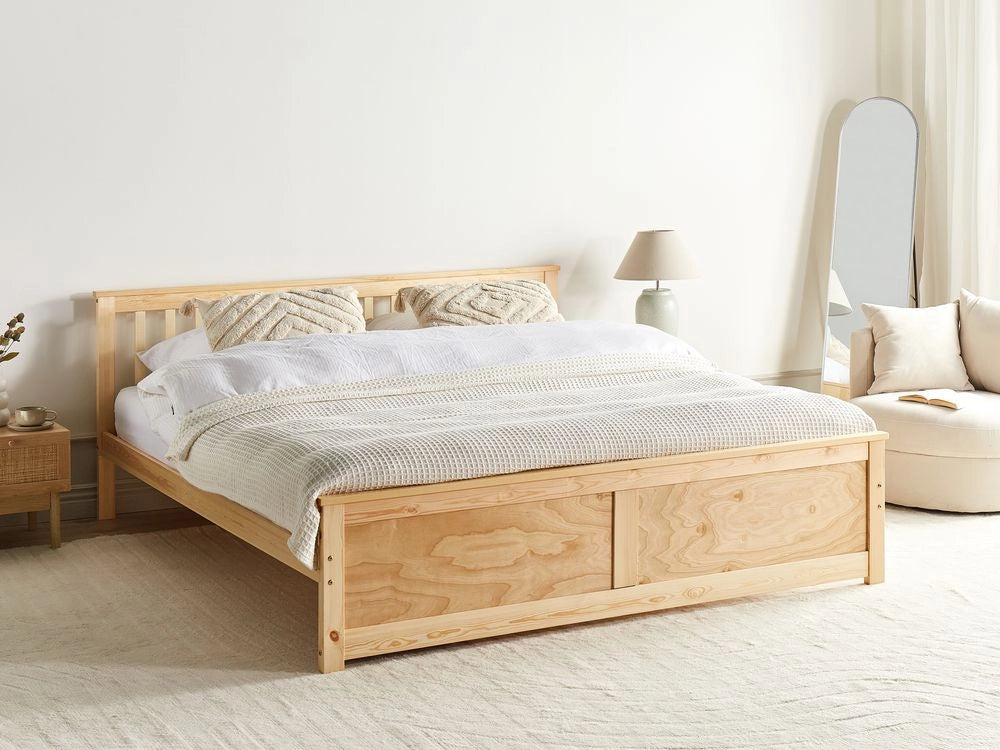 Letto matrimoniale in legno di Pino chiaro con Rete a Doghe 160 x 200 cm stile minimalista