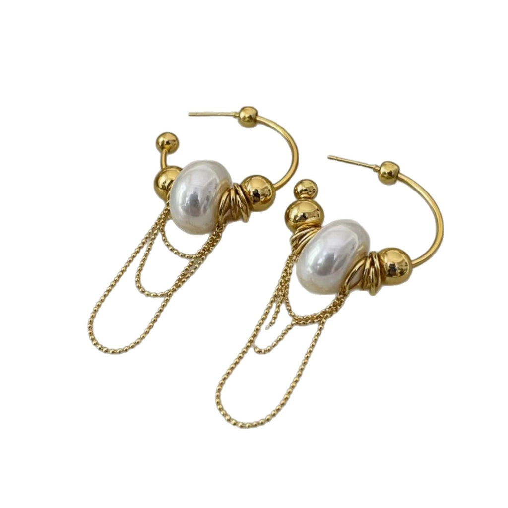 Orecchini pendenti vintage in stile francese con perline dorate e nappe
