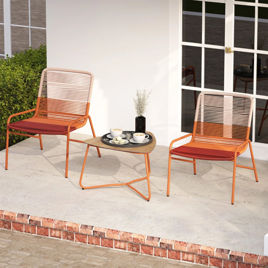 Set di mobili in rattan da patio con sedie a gradiente e tavolo laterale in legno-plastica-Set bistro da esterno a 3 pezzi per balcone Arancione