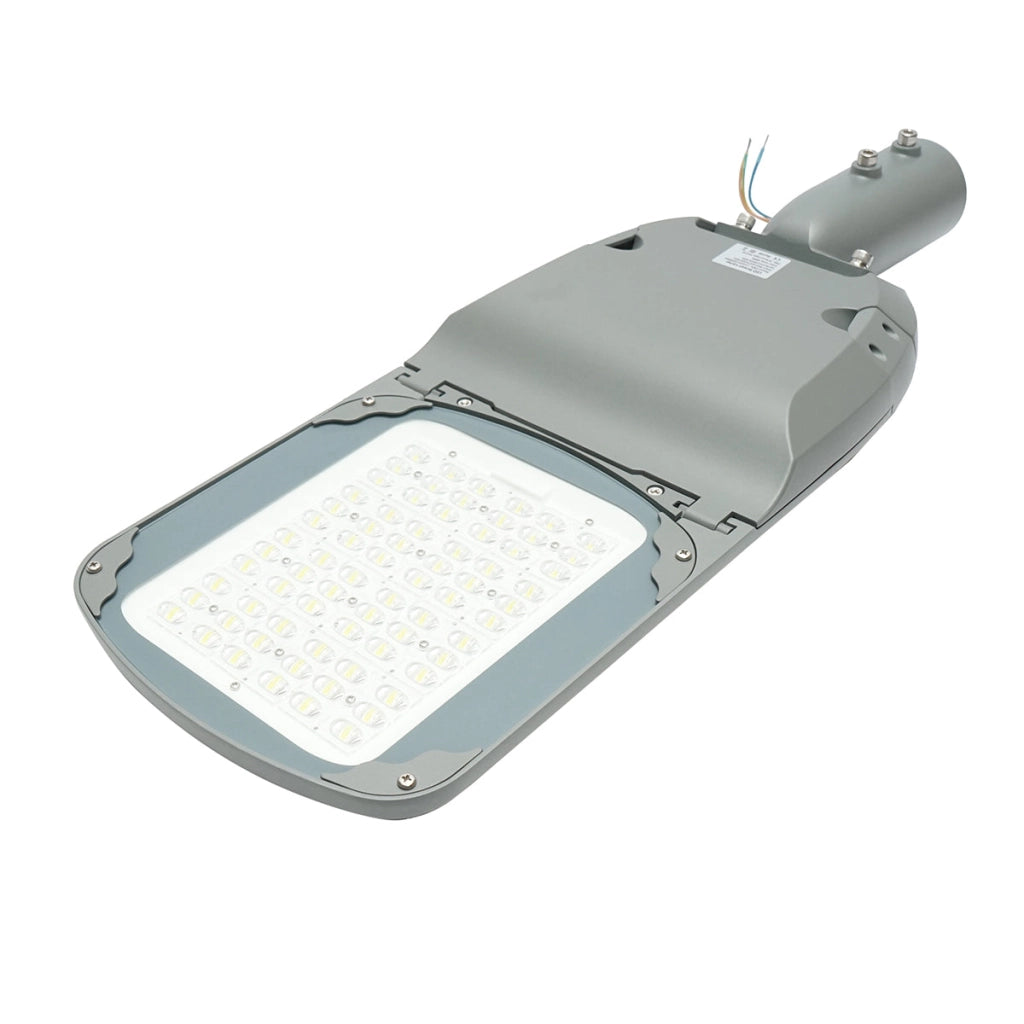 Lampada stradale a LED da 150W, 220V, 6000K, 22500lm con supporto per palo IP66 Breckner Germany